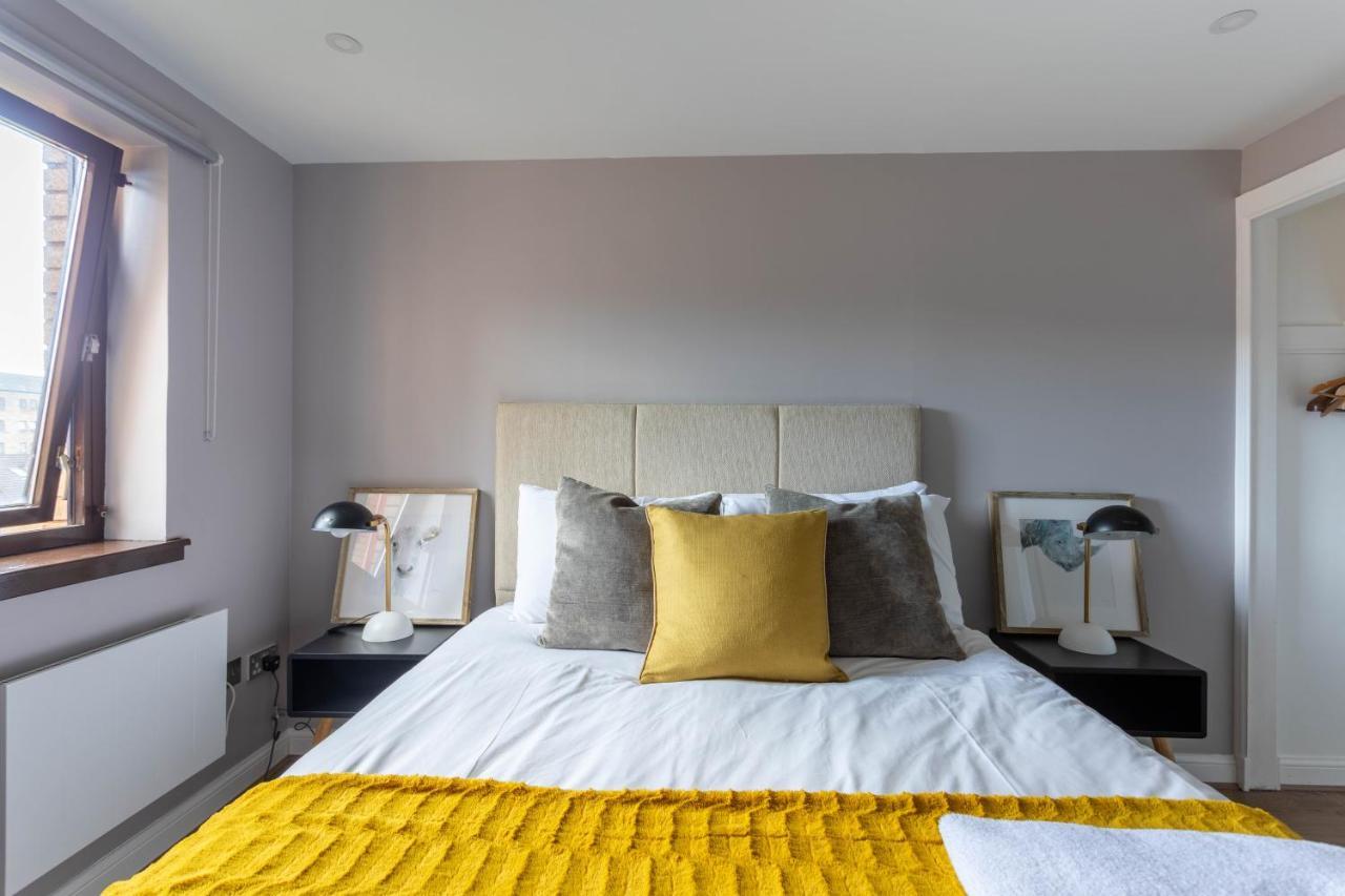 Stunning 1 Bed Merchant City Apartment With Parking Glasgow Bagian luar foto