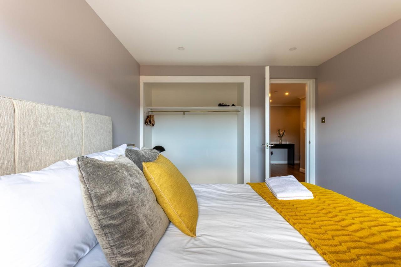 Stunning 1 Bed Merchant City Apartment With Parking Glasgow Bagian luar foto