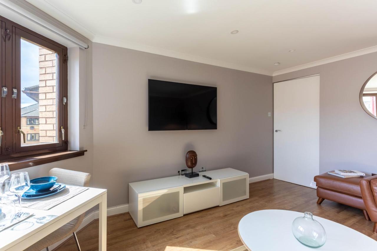 Stunning 1 Bed Merchant City Apartment With Parking Glasgow Bagian luar foto