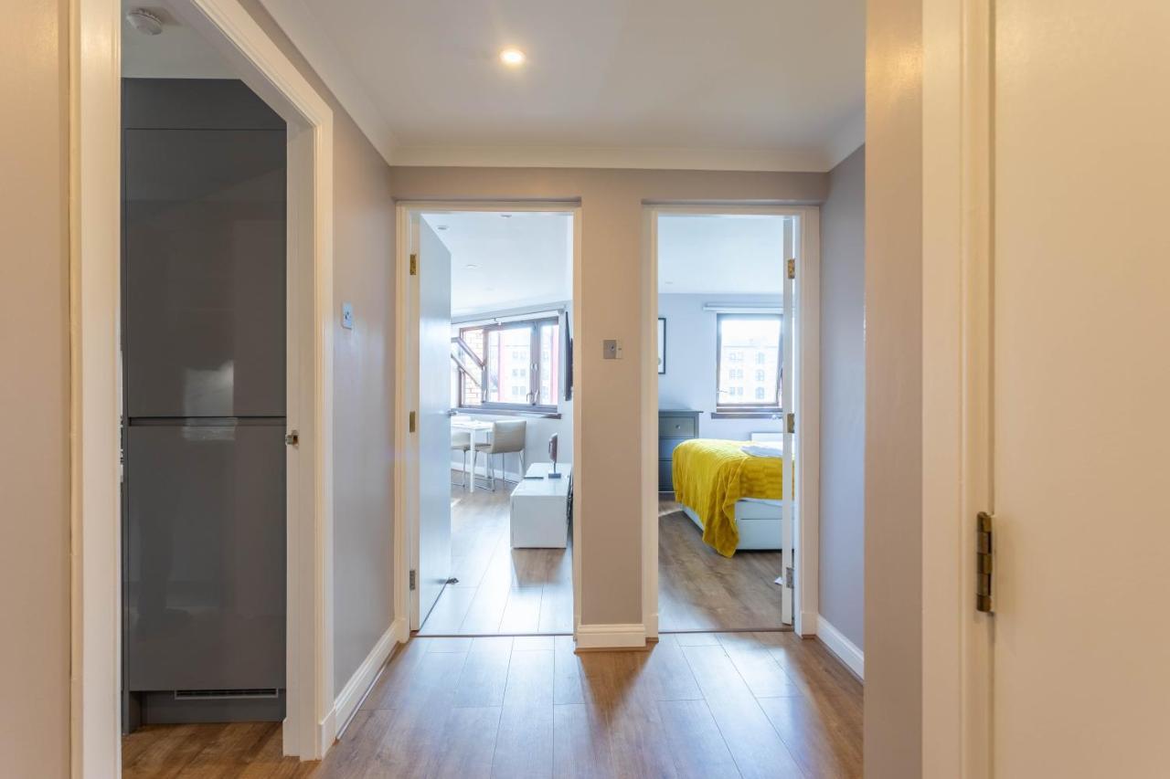 Stunning 1 Bed Merchant City Apartment With Parking Glasgow Bagian luar foto