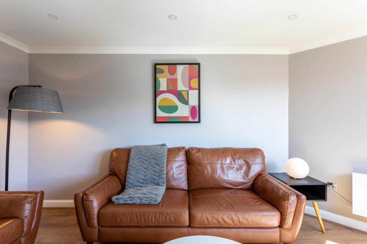 Stunning 1 Bed Merchant City Apartment With Parking Glasgow Bagian luar foto